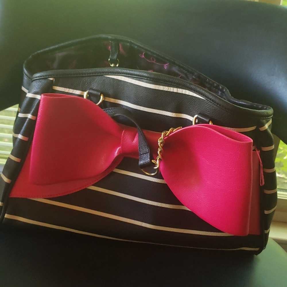 Super Cute Pink bow tie Purse
